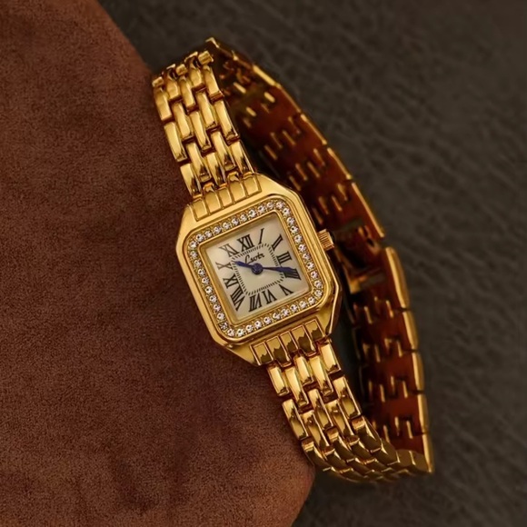 Panthere Classic Gold Crystal Stainless Steel Watch& Alhambra Gold Bracelet Set - Picture 16 of 16